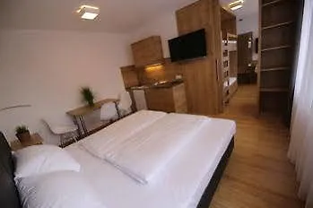 Knorz 3* Zirndorf