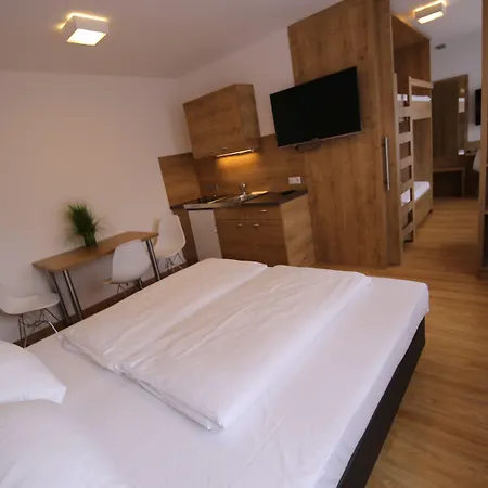 Knorz Hotel 3*