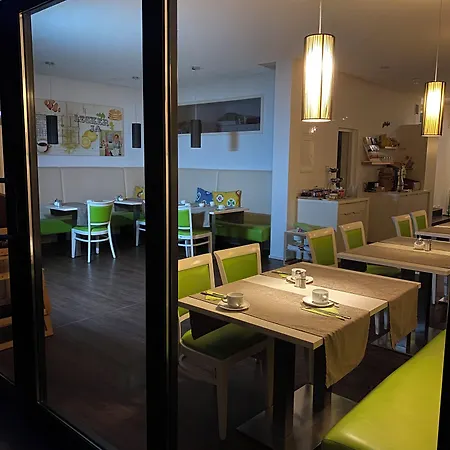 Szálloda Knorz Zirndorf